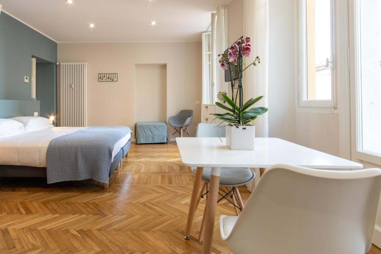 Aqualago Casa Vacanze - Apartament B Verbania Eksteriør bilde